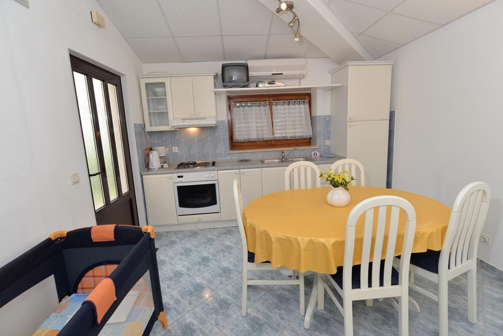 Apartments Creska 629 Rabac Esterno foto