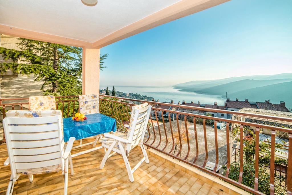 Apartments Creska 629 Rabac Esterno foto
