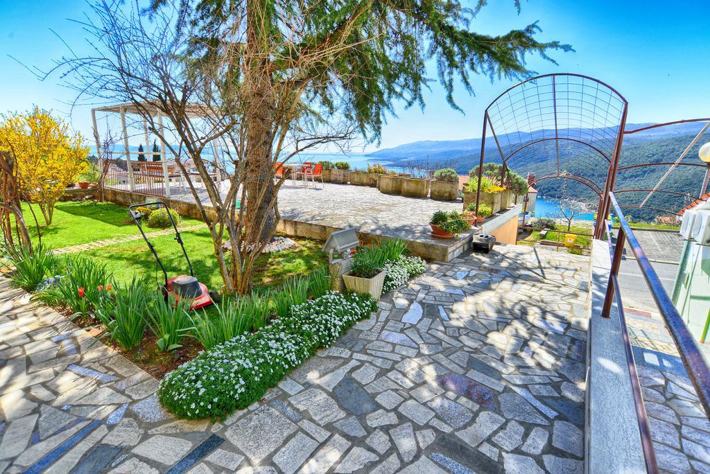 Apartments Creska 629 Rabac Esterno foto
