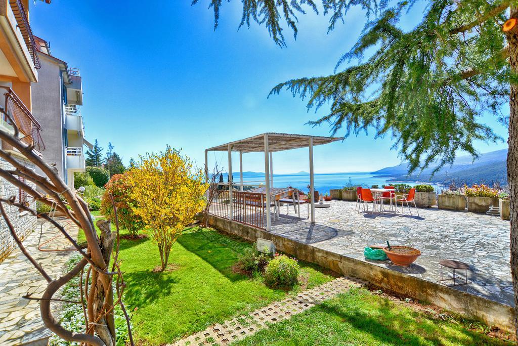 Apartments Creska 629 Rabac Esterno foto